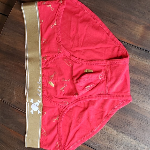 Skull & Bones Briefs, Sz XL - Picture 1 of 5